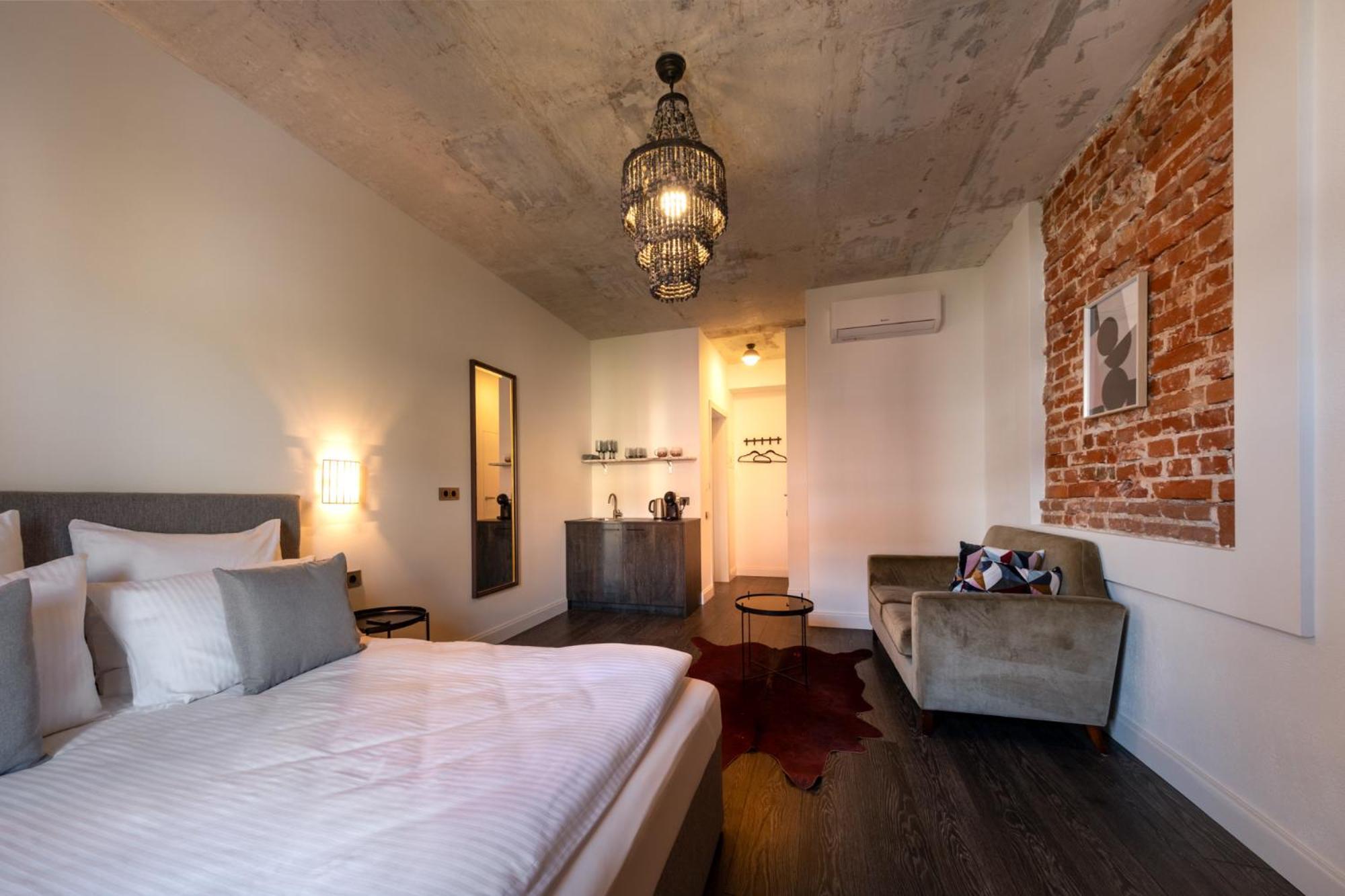 Turgaus Self Check-In Old Town Aparthotel Klaipeda Exterior photo